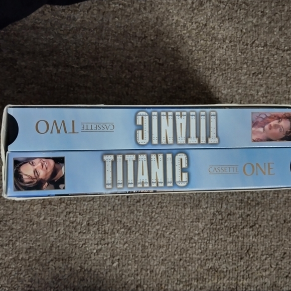 VHS - Picture 15 of 16